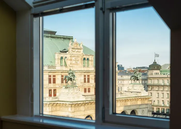 Penthouse Staatsoper * Viena
